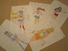 893
