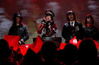 rmms-urbangarde-kuchibiru-democracy-mv-111