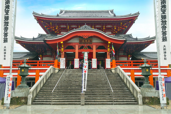 Osu Kannon Temple, steps in the foreground, Nagoya, Japan