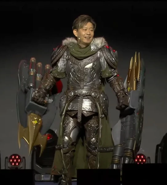 never-underestimate-the-drip-of-a-53-year-old-mmo-director-v0-xbgwte3f6cfh1